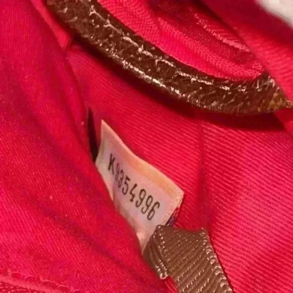 Dooney and Bourke‎ Square logo Crossbody Bag - Picture 9 of 9